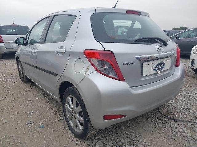 2012 TOYOTA YARIS TR V