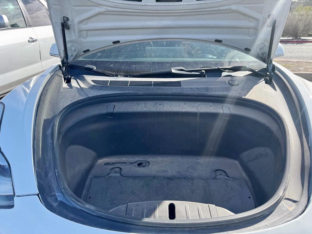  TESLA MODEL 3 2019 Biały