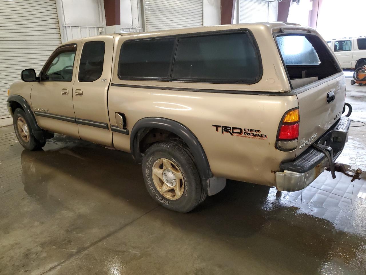 2002 Toyota Tundra Access Cab VIN: 5TBBT44122S277705 Lot: 65897495