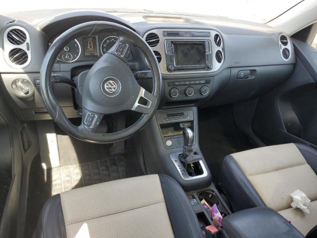 Parquets VOLKSWAGEN TIGUAN 2016 White