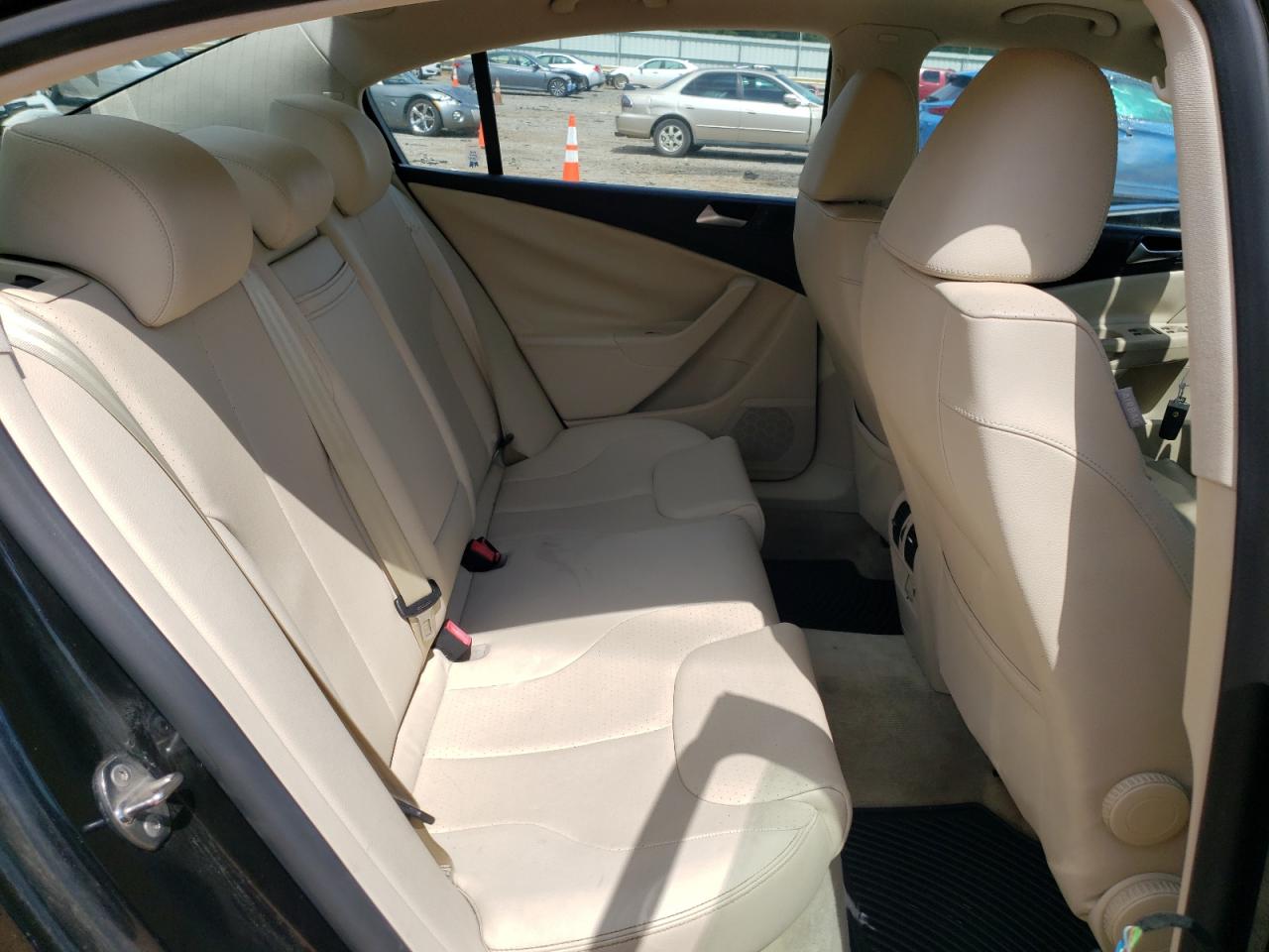 2009 Volkswagen Passat Turbo VIN: WVWJK73C19P059656 Lot: 64368135