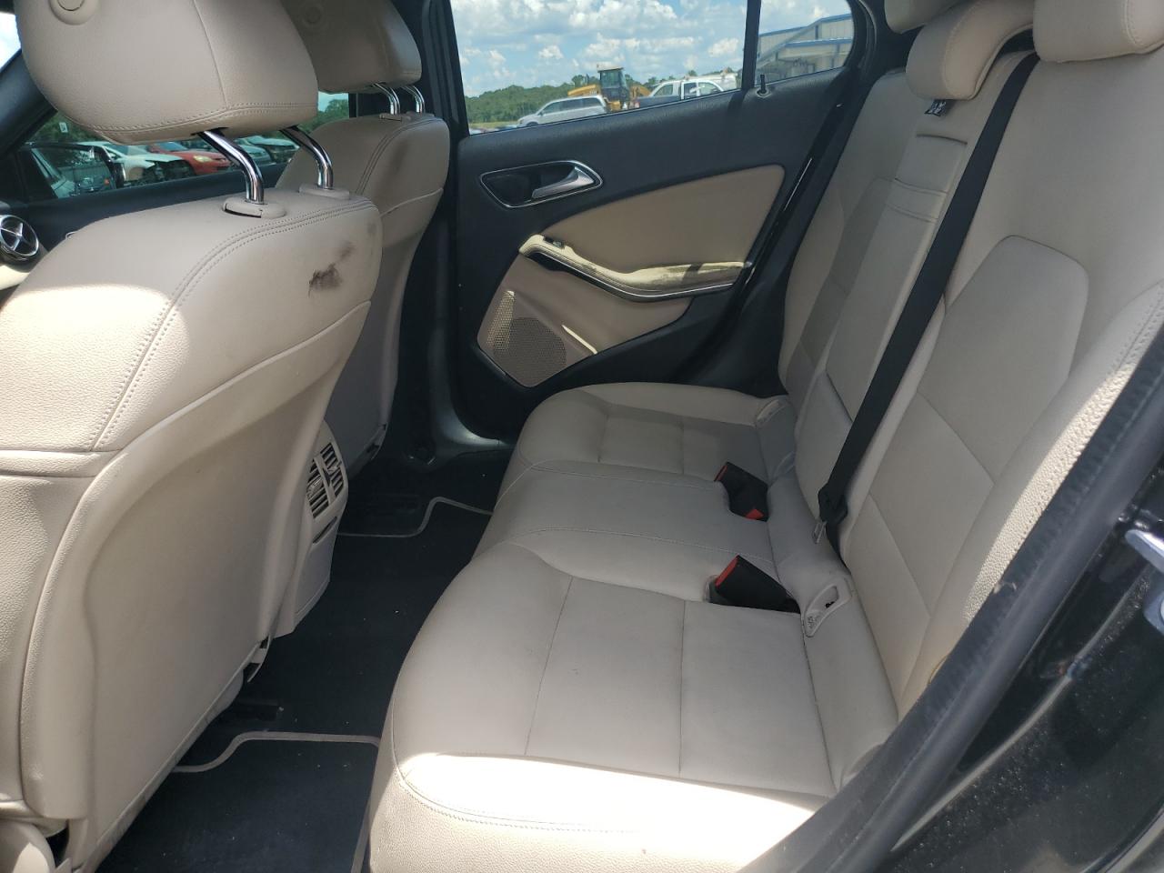 wdctg4eb8kj553352 WDCTG4EB8KJ553352 2019 Mercedes-Benz Gla 250