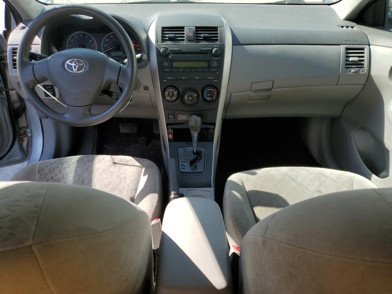 2009 Toyota Corolla Base VIN: JTDBL40E69J039329 Lot: 64980005