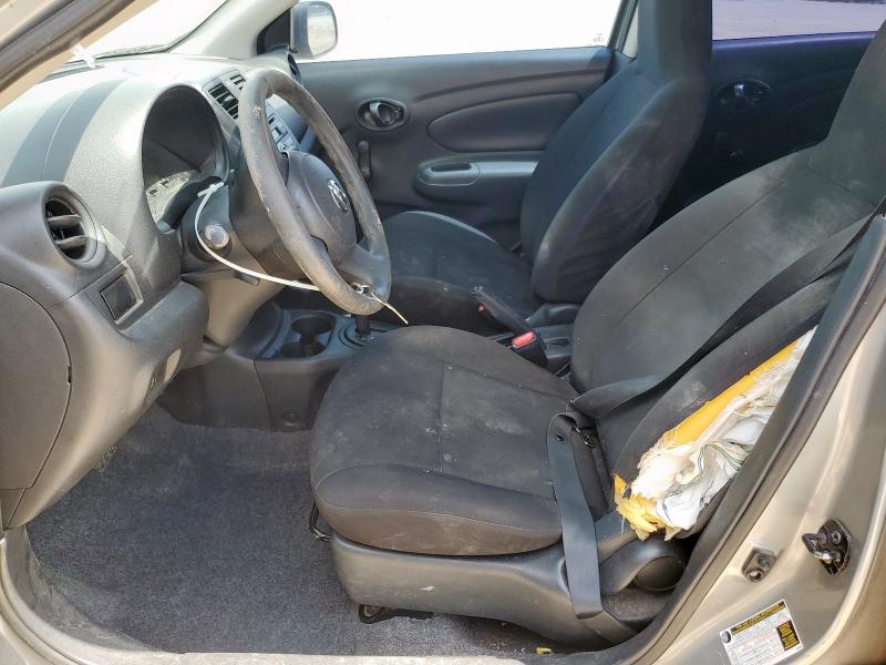  NISSAN VERSA 2014 Srebrny