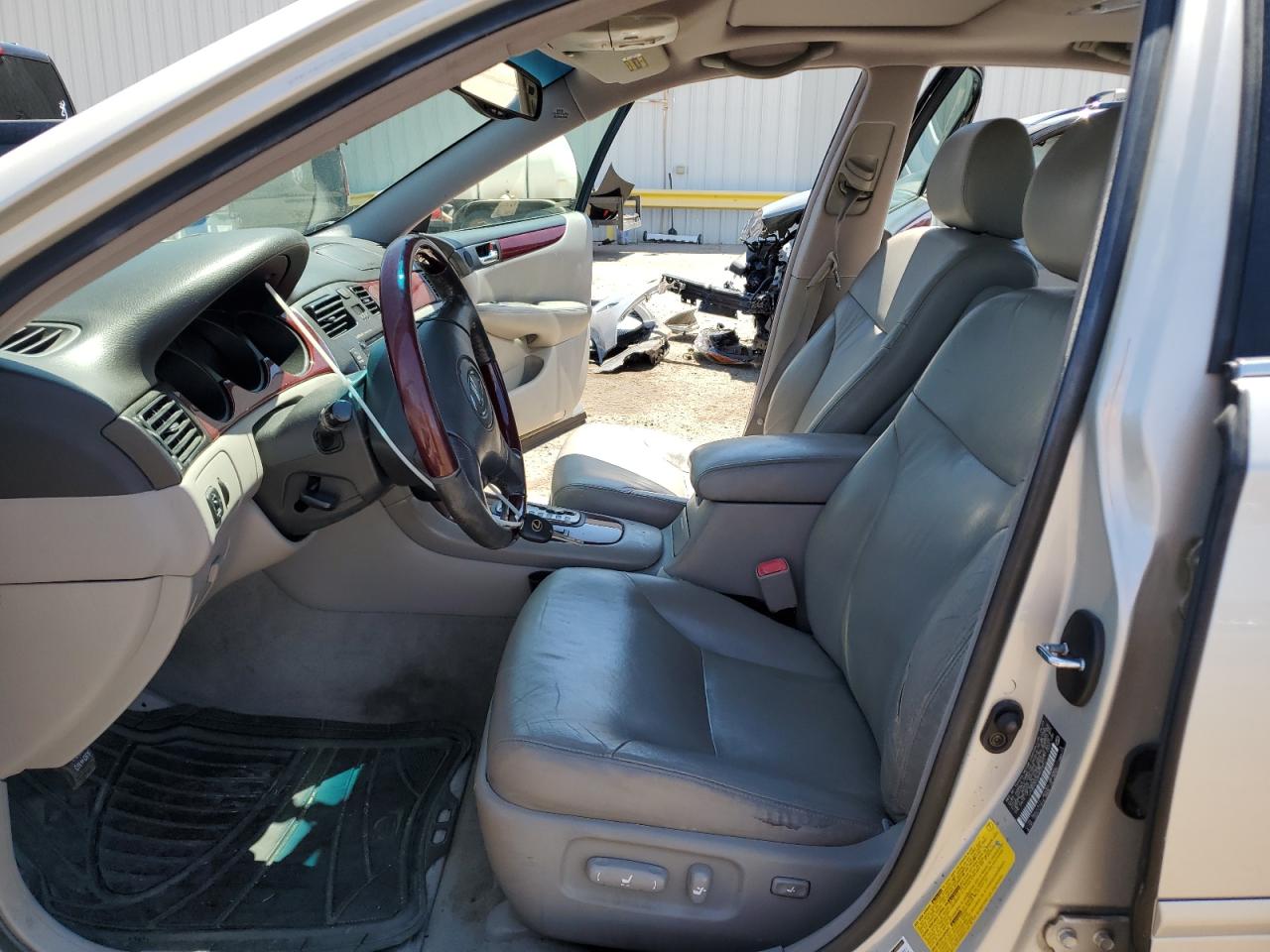 2004 Lexus Es 330 VIN: JTHBA30G845008911 Lot: 64307005