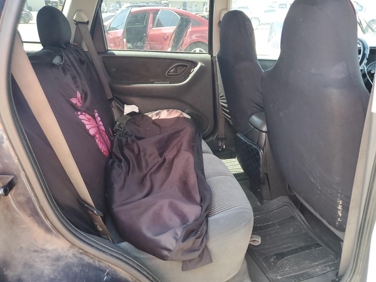4f2yz04163km43354 4F2YZ04163KM43354 2003 Mazda Tribute Lx