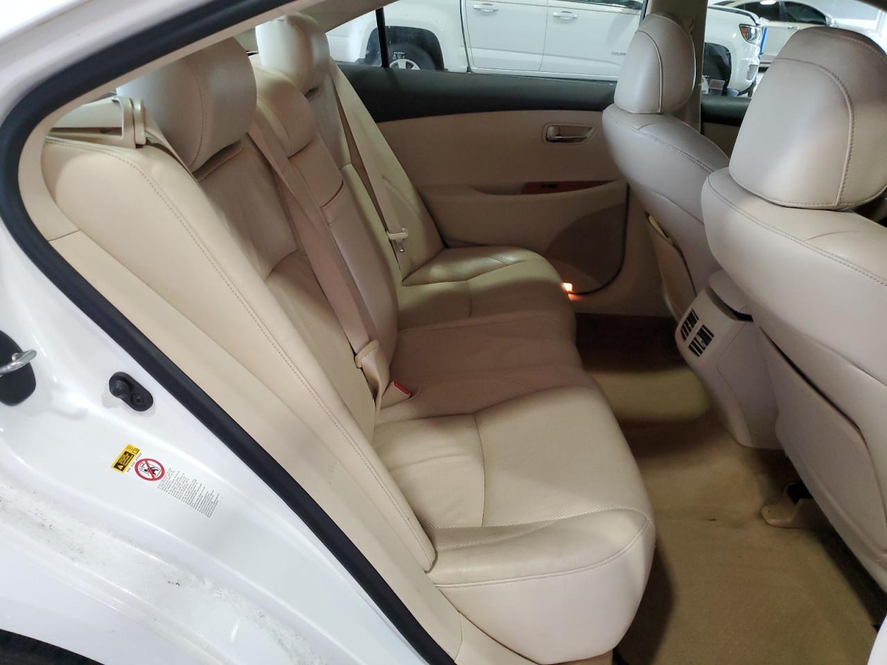 2011 Lexus Es 350 VIN: JTHBK1EG2B2415681 Lot: 64271125