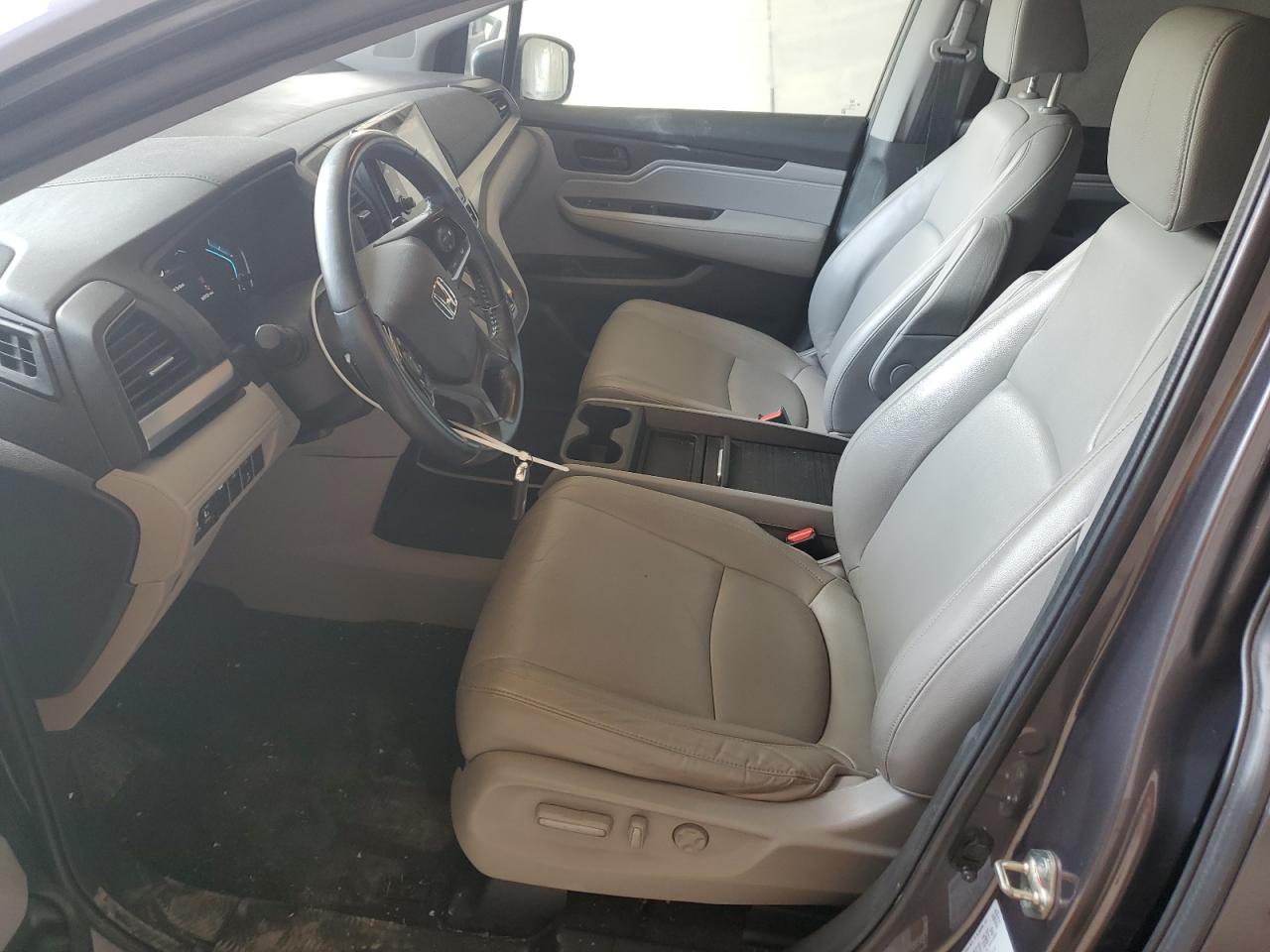 2020 Honda Odyssey Exl VIN: 5FNRL6H72LB060421 Lot: 62867925