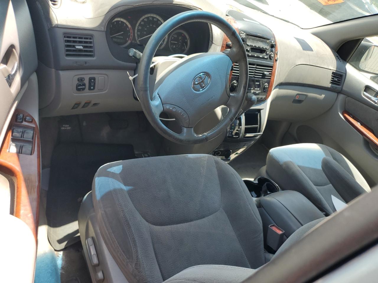 2004 Toyota Sienna Xle VIN: 5TDZA22CX4S067909 Lot: 64614855