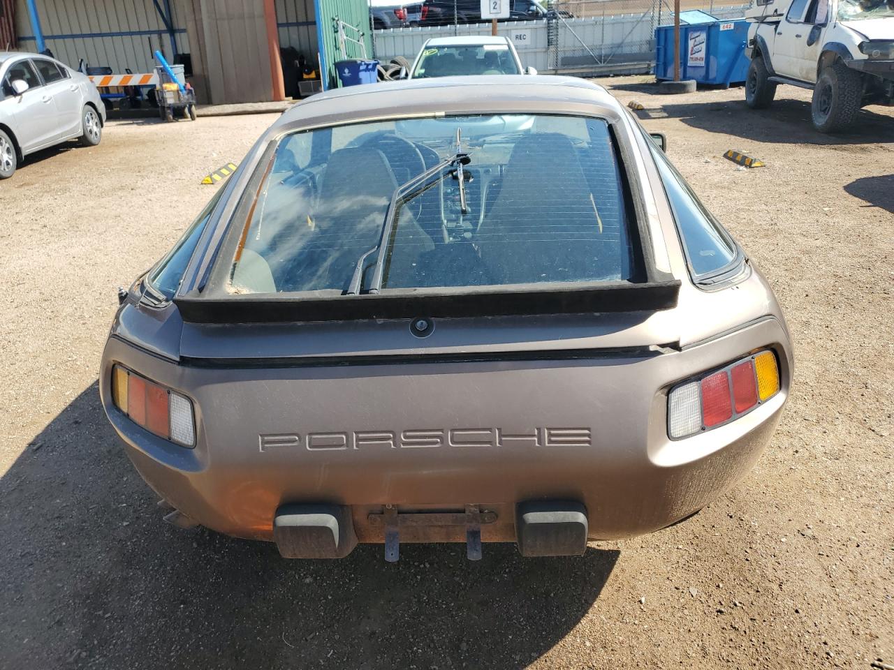 1984 Porsche 928 S VIN: WP0JB0929ES860736 Lot: 63927165