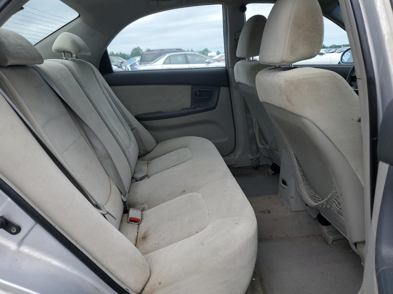 2005 Kia Spectra Lx VIN: KNAFE121555100500 Lot: 62405245