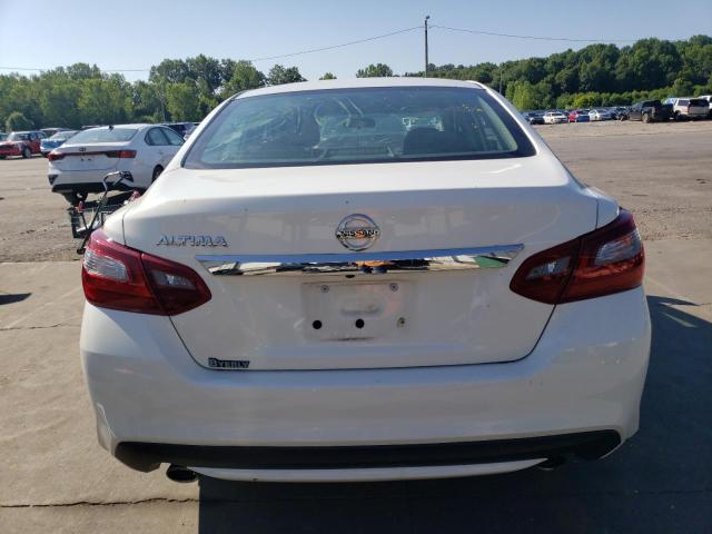  NISSAN ALTIMA 2018 White