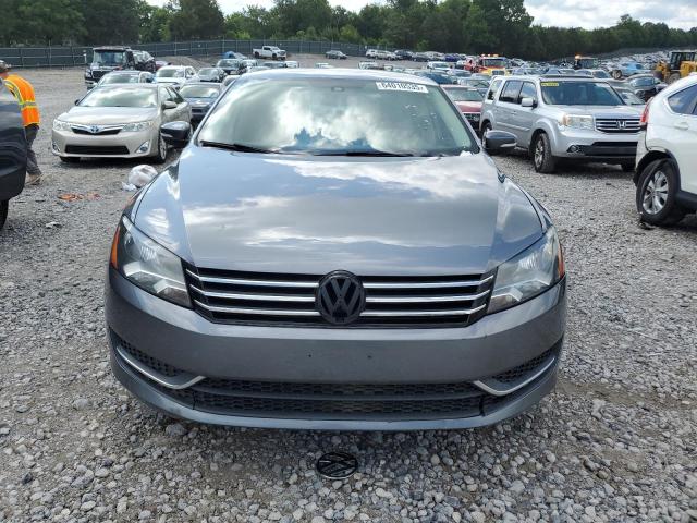 Sedans VOLKSWAGEN PASSAT 2013 Gray