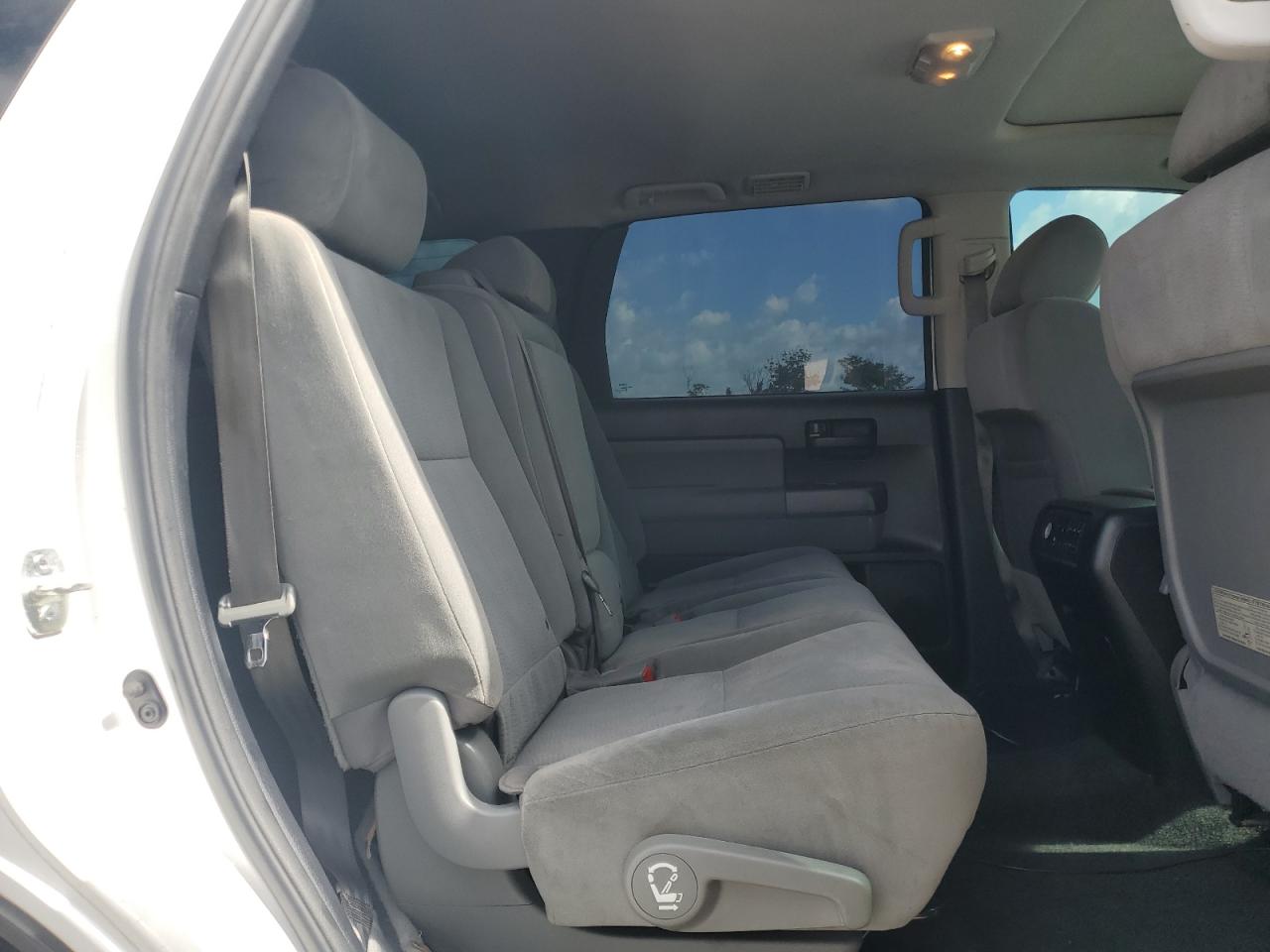 2013 Toyota Sequoia Sr5 VIN: 5TDZY5G17DS044852 Lot: 63786275
