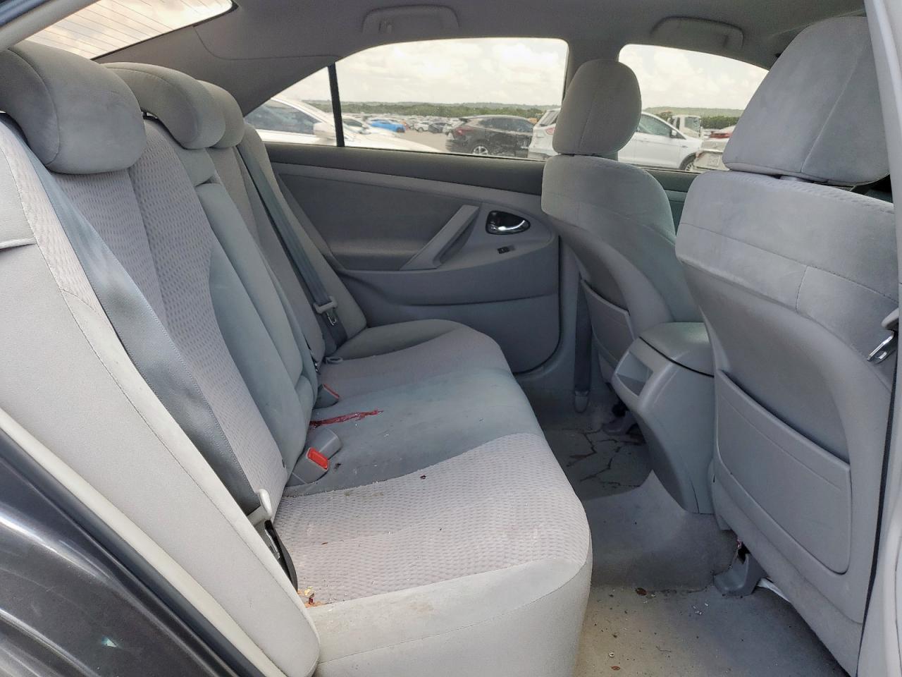 4T1BF3EK3BU123835 2011 Toyota Camry Base