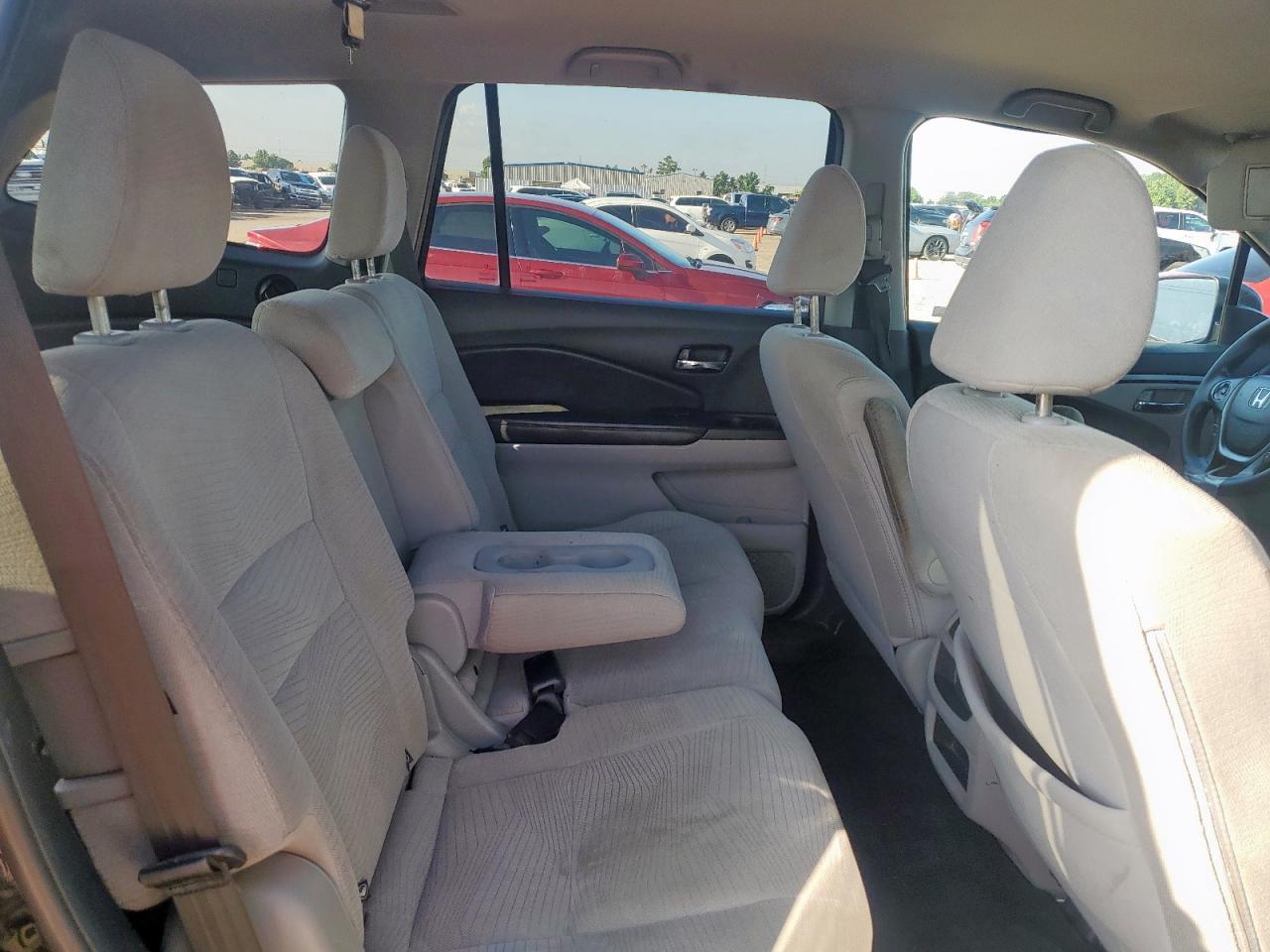 2018 Honda Pilot Lx VIN: 5FNYF5H15JB029542 Lot: 64699805