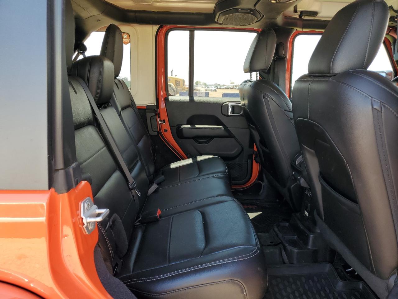 2019 Jeep Wrangler Unlimited Sahara VIN: 1C4HJXEN5KW688462 Lot: 63040285