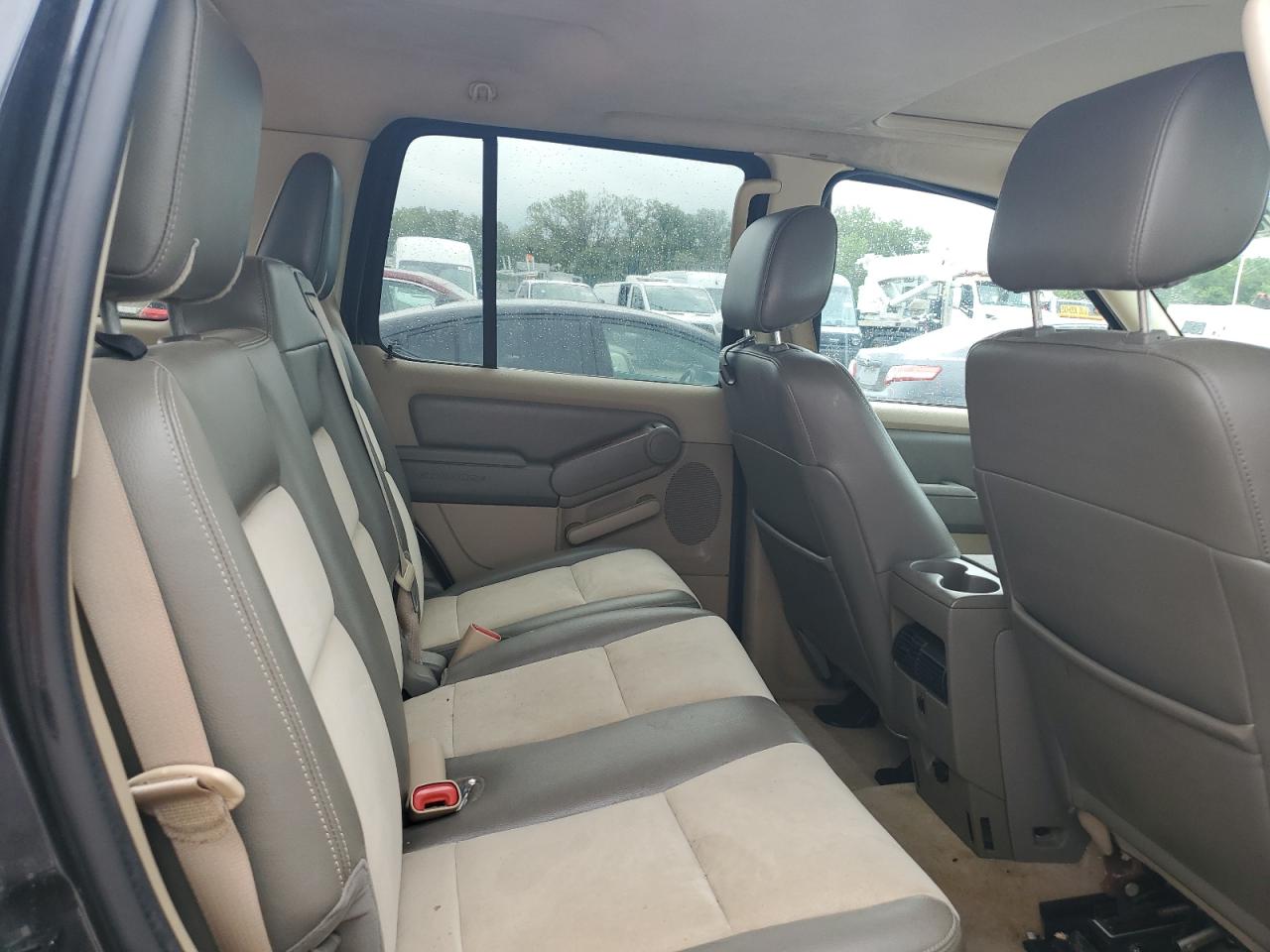 1fmeu74e37ua63665 1FMEU74E37UA63665 2007 Ford Explorer Eddie Bauer