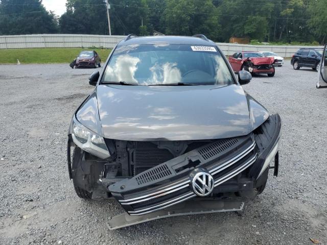  VOLKSWAGEN TIGUAN 2016 Gray