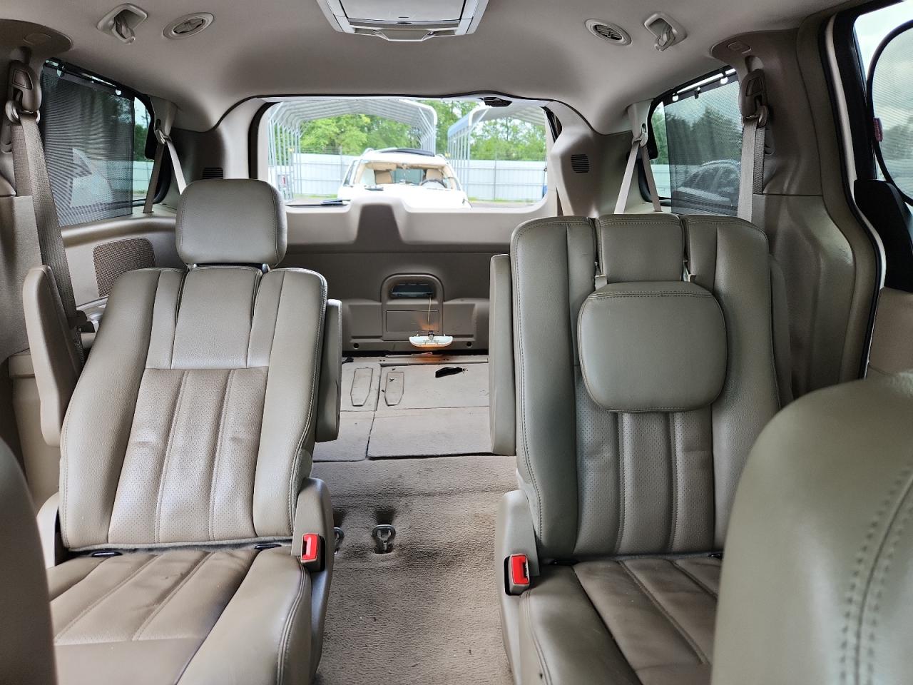 2012 Chrysler Town & Country Touring L VIN: 2C4RC1CG0CR413883 Lot: 64775895