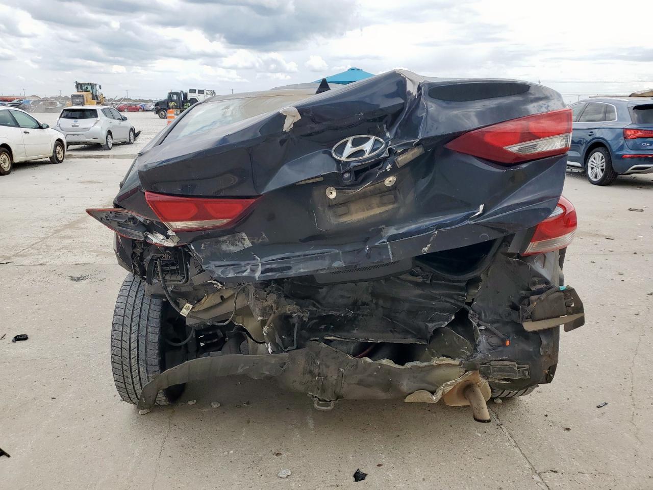 2017 Hyundai Elantra Se VIN: KMHD84LF2HU316923 Lot: 63271625