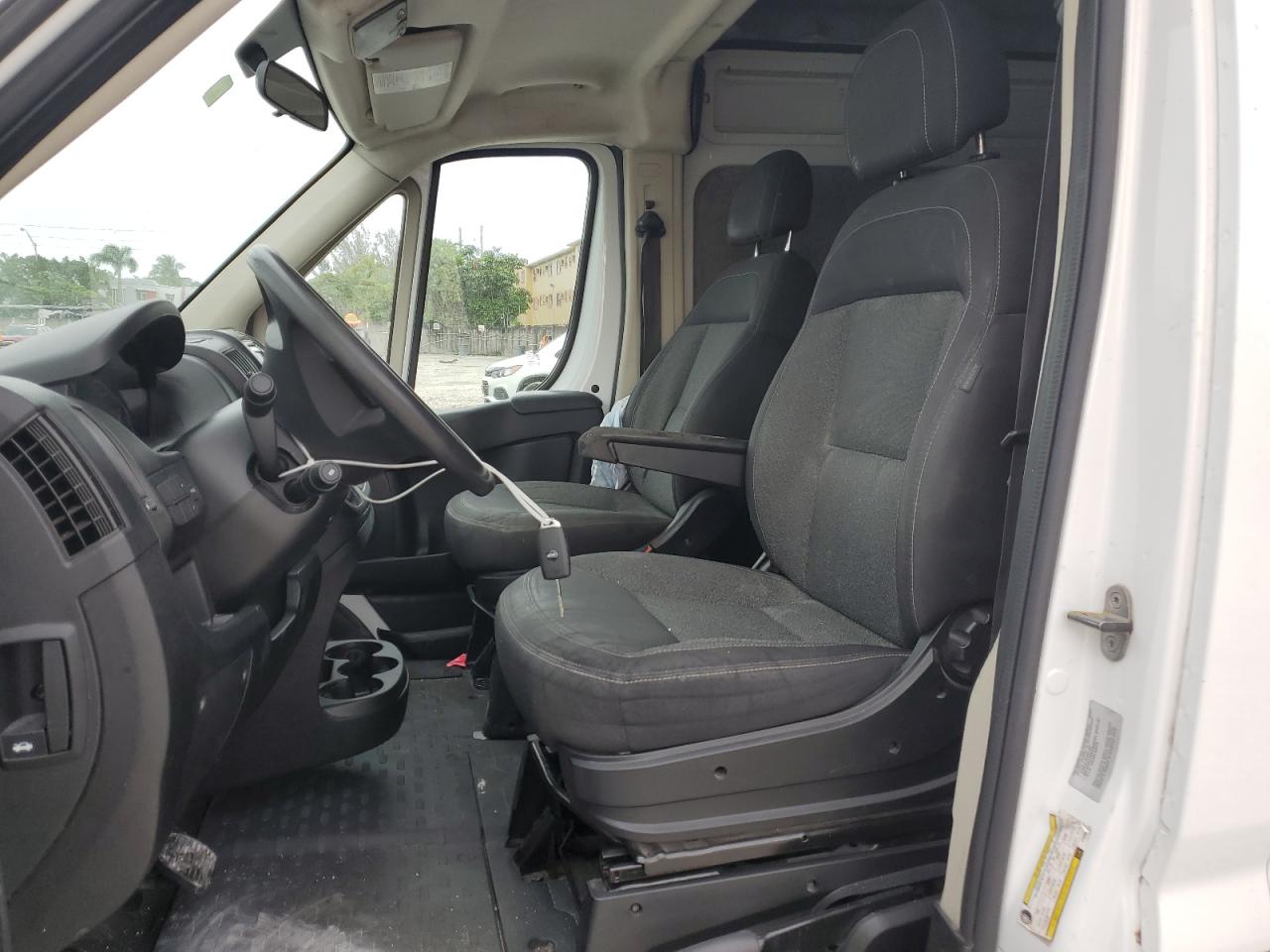 2015 Ram Promaster 2500 2500 High VIN: 3C6TRVDG3FE508803 Lot: 63376695