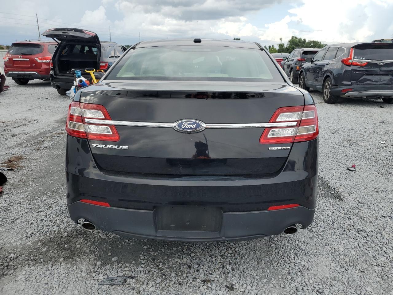 2018 Ford Taurus Se VIN: 1FAHP2D8XJG137861 Lot: 64982925