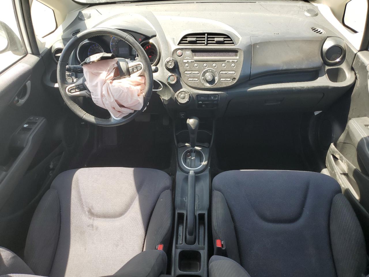 2013 Honda Fit Sport VIN: JHMGE8H5XDC049840 Lot: 64038215