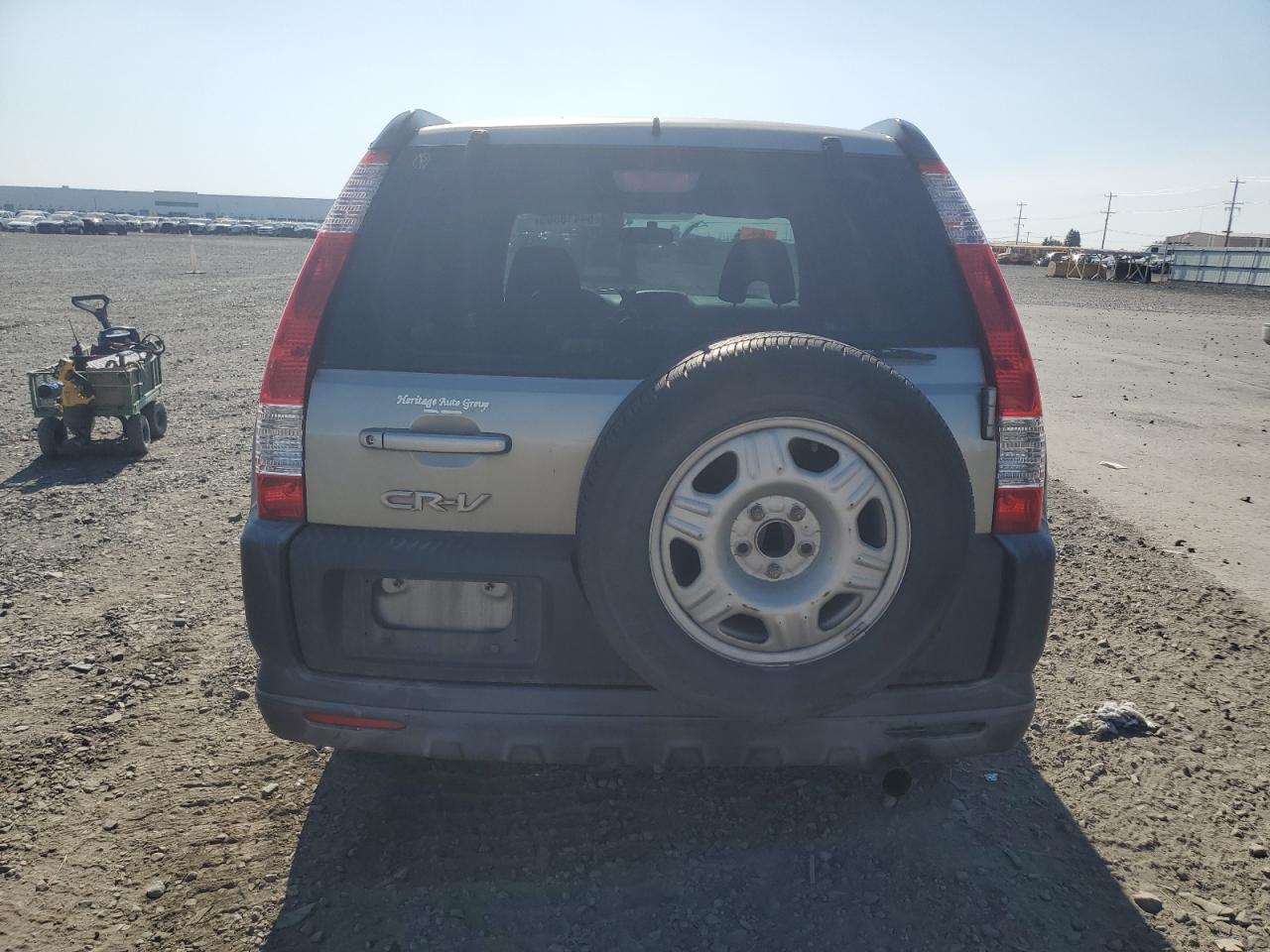 2005 Honda Cr-V Lx VIN: JHLRD68555C013799 Lot: 64418565