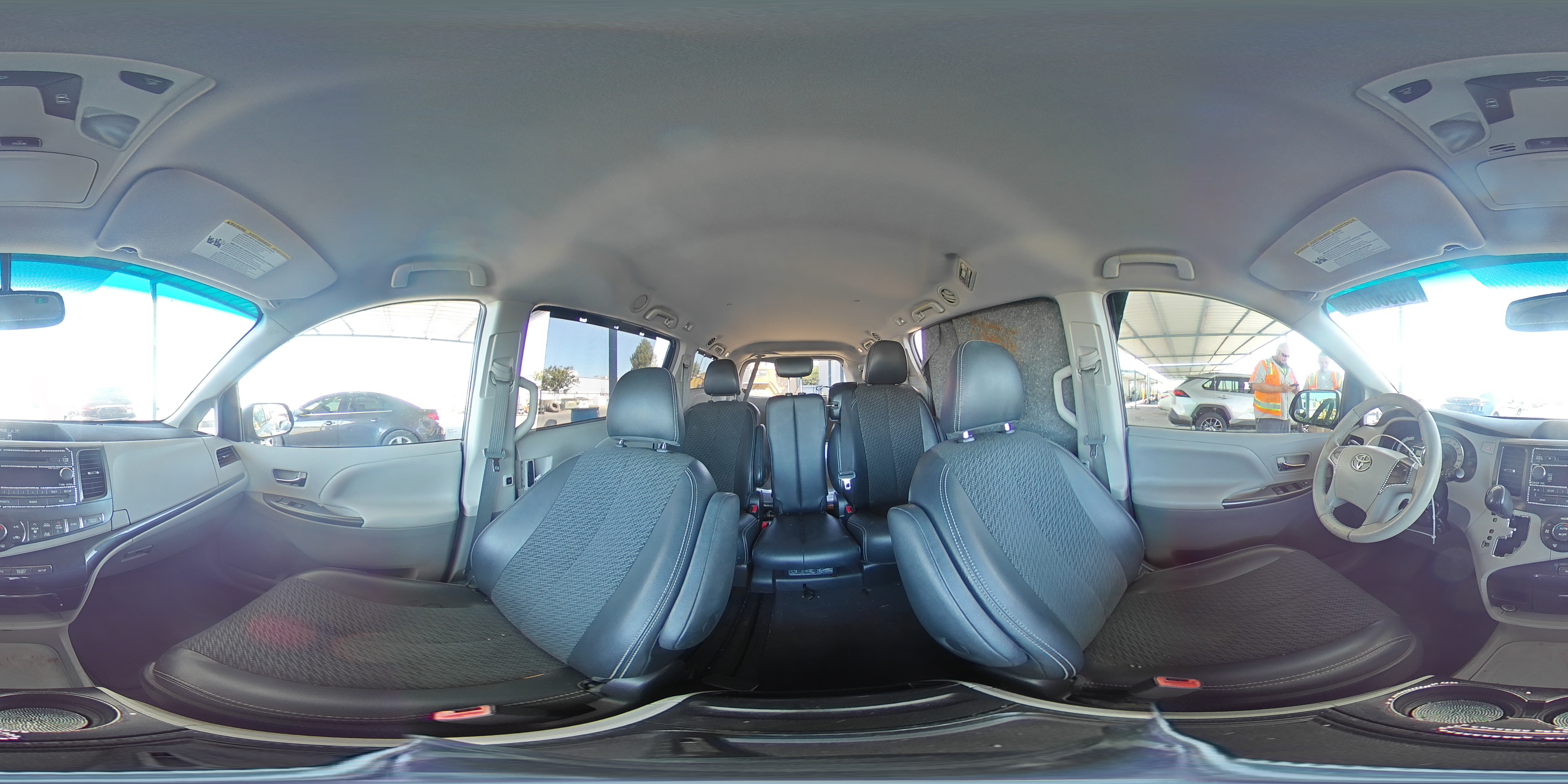 2013 Toyota Sienna Sport VIN: 5TDXK3DC0DS284537 Lot: 66956695