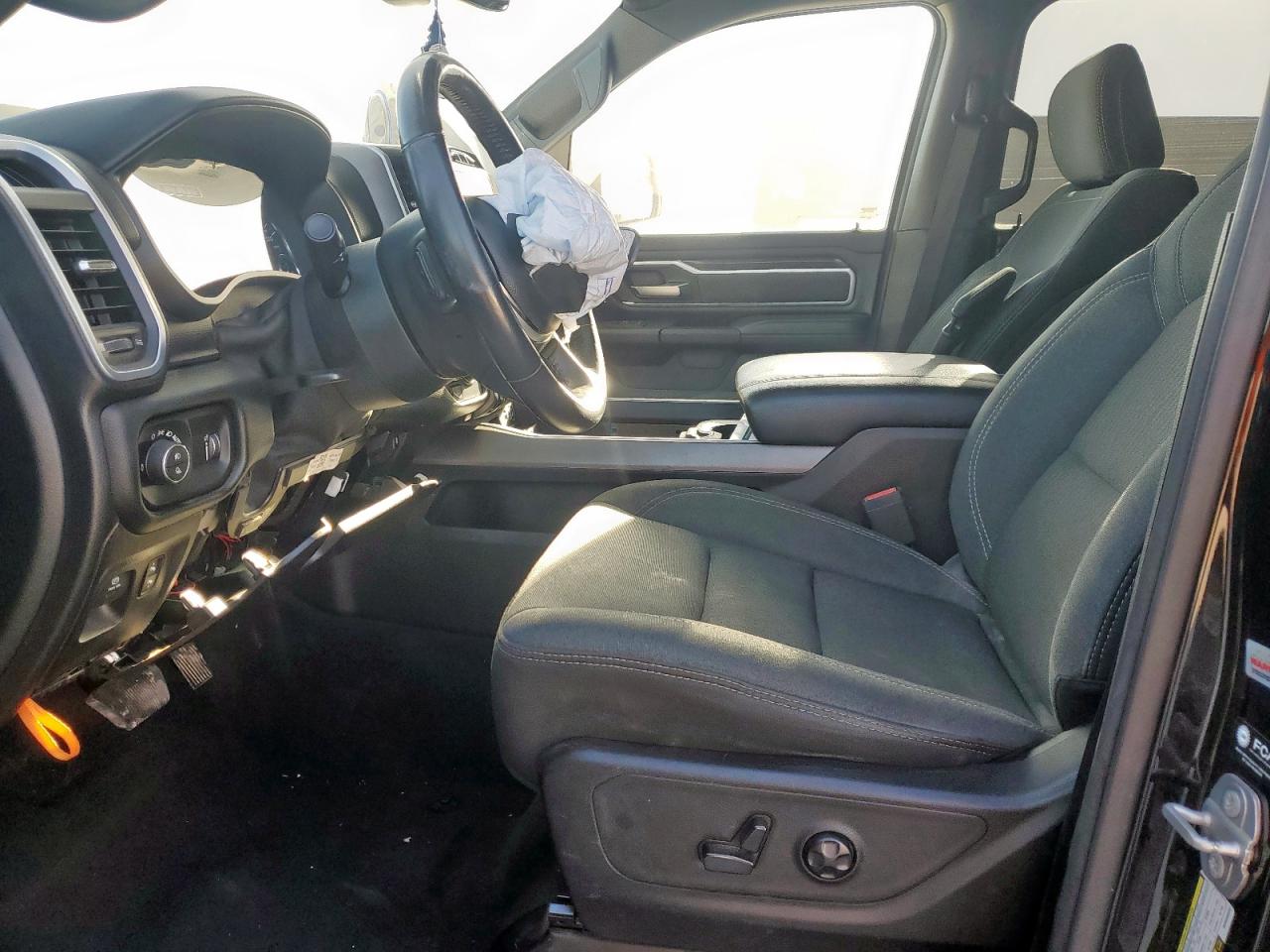 2021 Ram 1500 Big Horn/Lone Star VIN: 1C6SRFFT6MN546532 Lot: 66102355