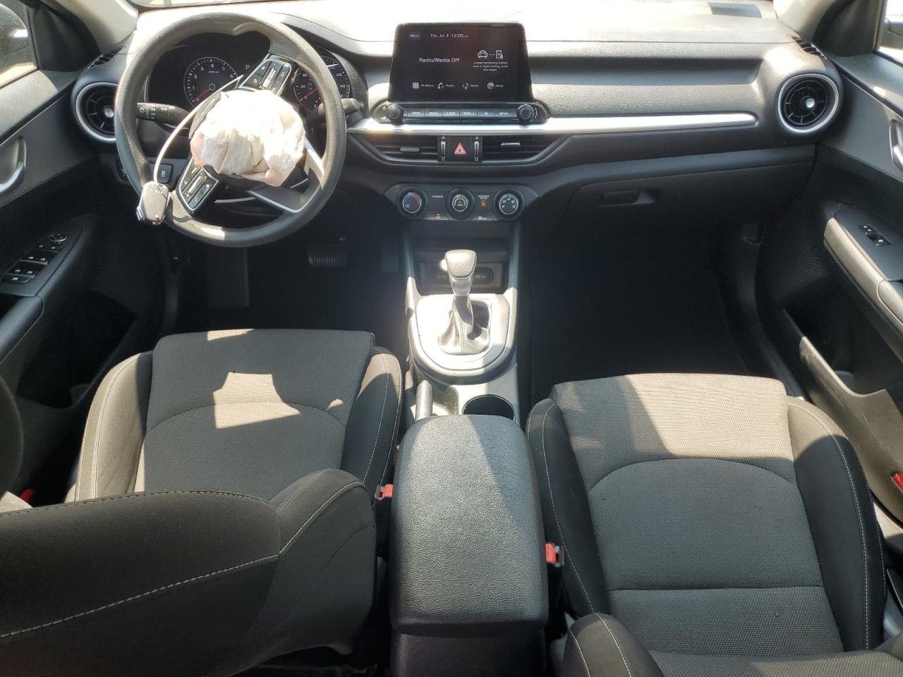 2022 Kia Forte Fe VIN: 3KPF24AD2NE495345 Lot: 63084295