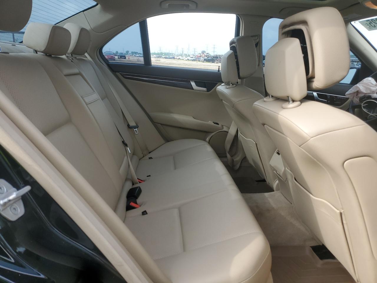 2012 Mercedes-Benz C 300 4Matic VIN: WDDGF8BB3CA691328 Lot: 63916925