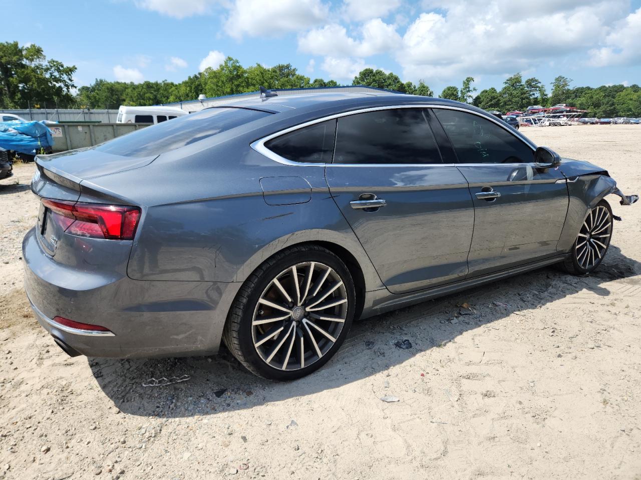 waubncf59ja059278 WAUBNCF59JA059278 2018 Audi A5 Premium Plus