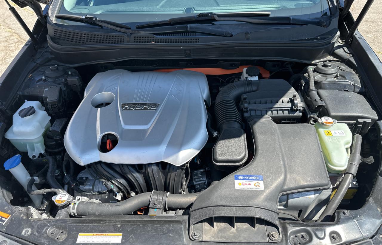 2015 Hyundai Sonata Hybrid VIN: KMHEC4A41FA140406 Lot: 67079875