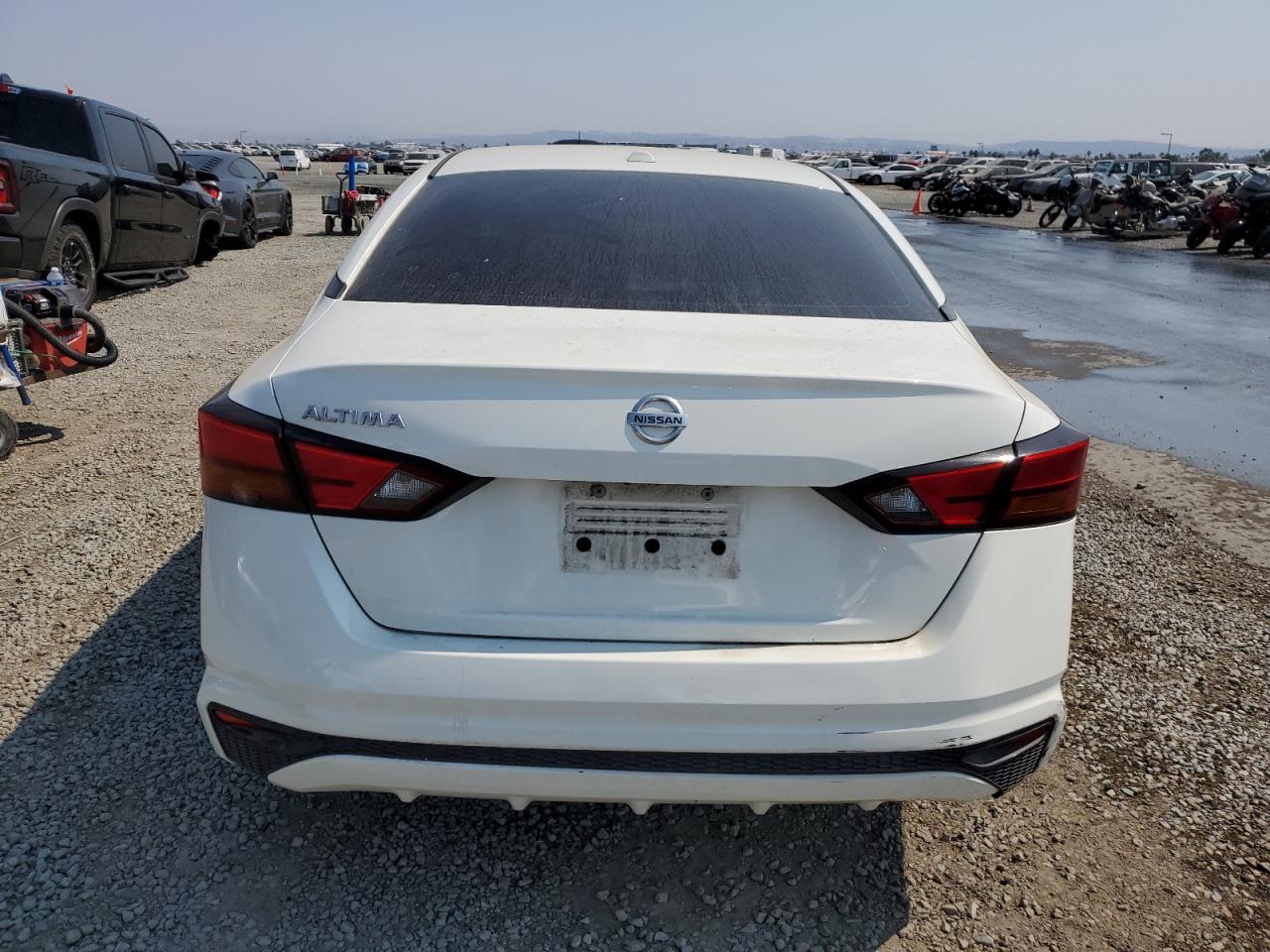 2020 Nissan Altima S VIN: 1N4BL4BV4LC121770 Lot: 64404605