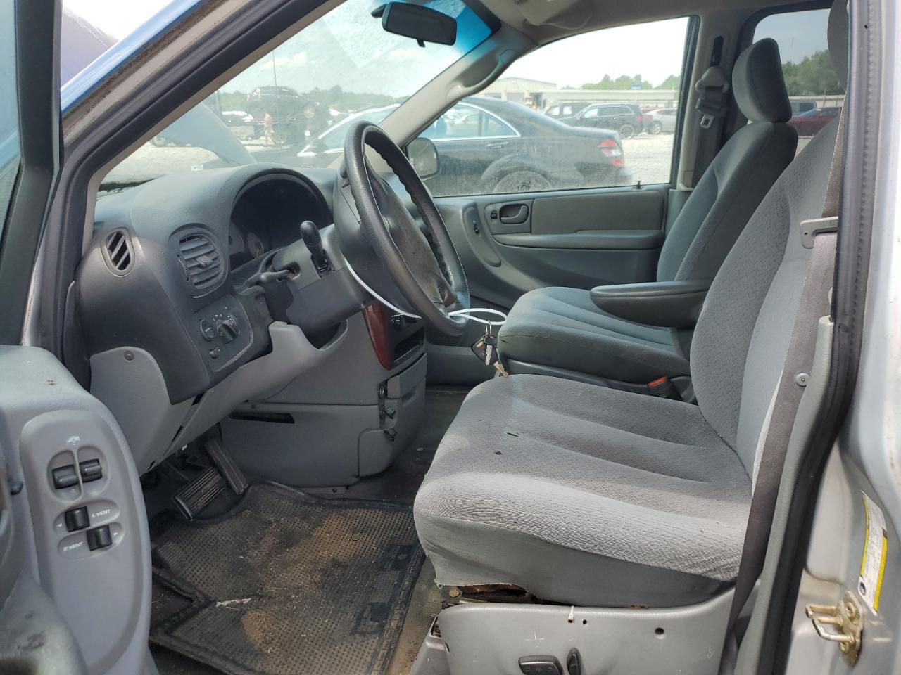 2005 Chrysler Town & Country Lx VIN: 2C4GP44R15R509845 Lot: 63314855