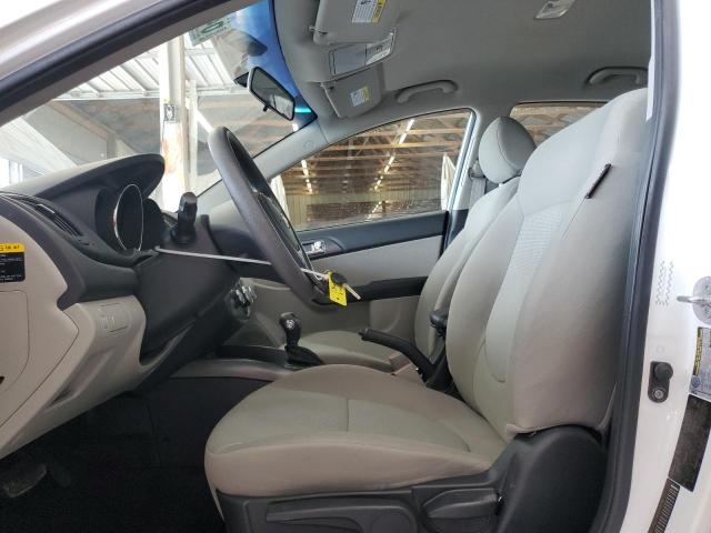 KIA FORTE 2013 Biały