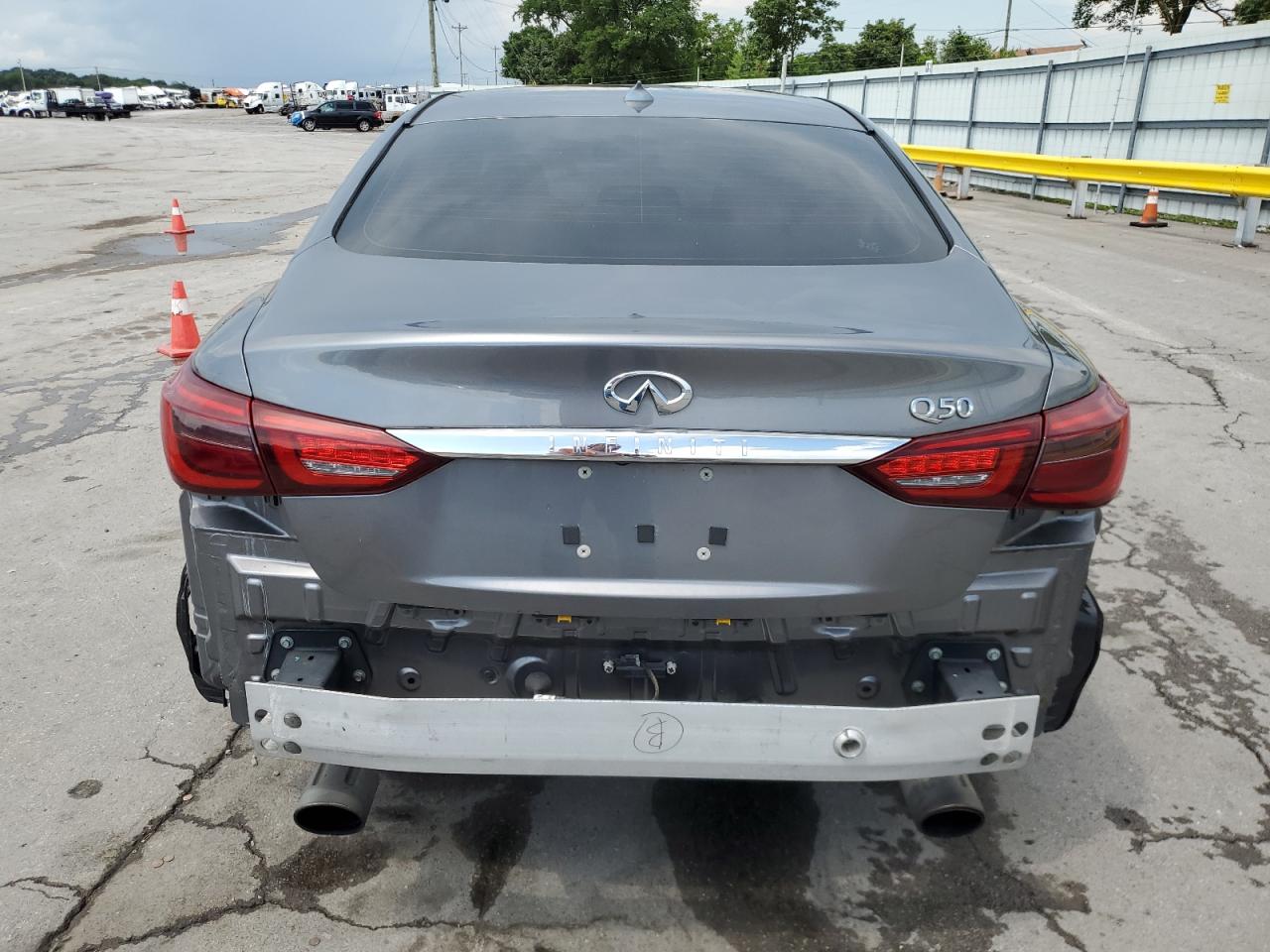 2018 Infiniti Q50 Luxe VIN: JN1EV7AP1JM353730 Lot: 65150885