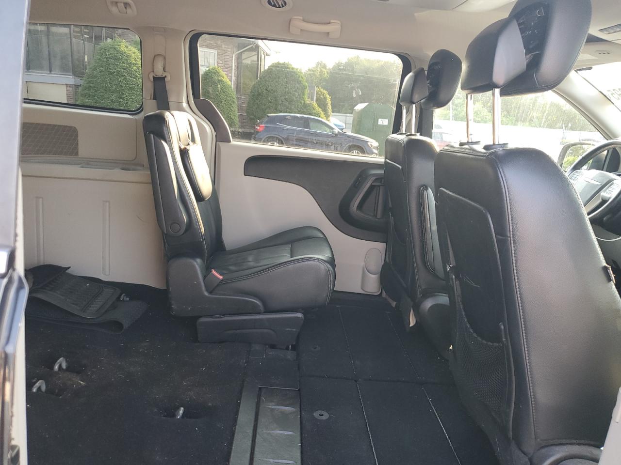 2013 Chrysler Town & Country Touring VIN: 2C4RC1BG1DR632368 Lot: 63551295