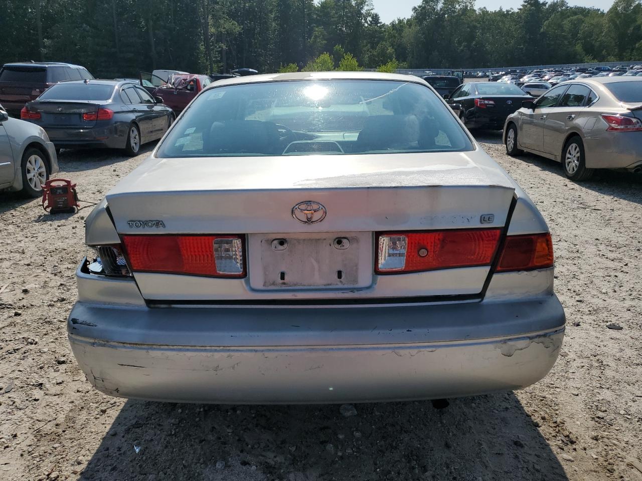 2000 Toyota Camry Ce VIN: JT2BG22K8Y0420995 Lot: 64349025