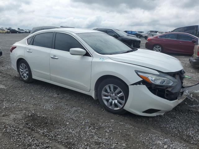  NISSAN ALTIMA 2018 Biały