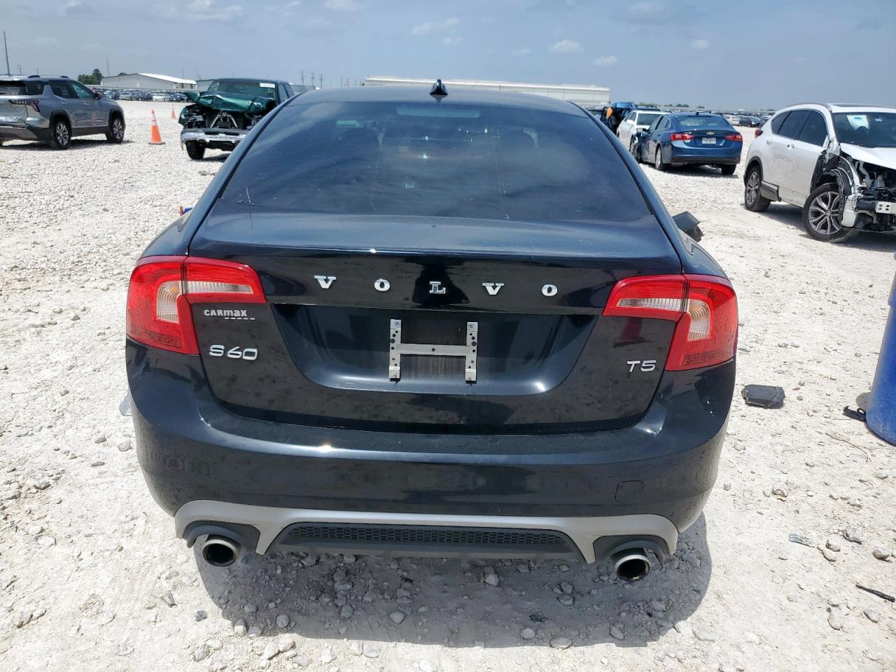 2017 Volvo S60 VIN: YV126MFL1H2422000 Lot: 63082785
