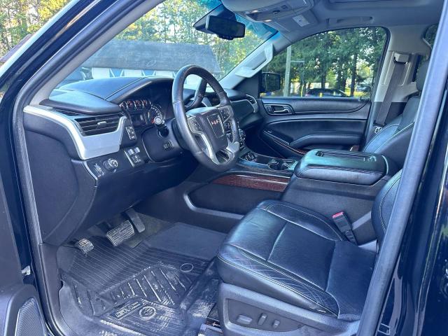 Parquets GMC YUKON 2015 Czarny
