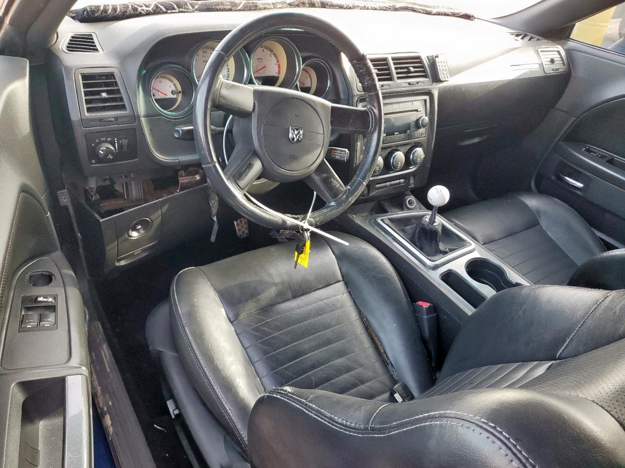 2009 Dodge Challenger R/T VIN: 2B3LJ54T79H562967 Lot: 63119005