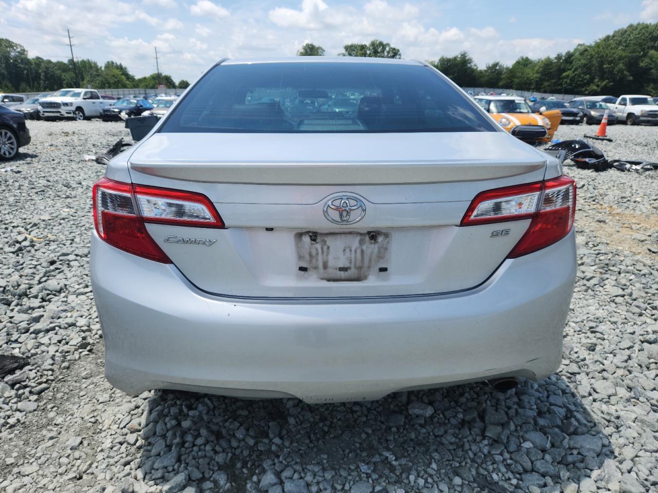 2014 Toyota Camry L VIN: 4T1BF1FKXEU818000 Lot: 64929365