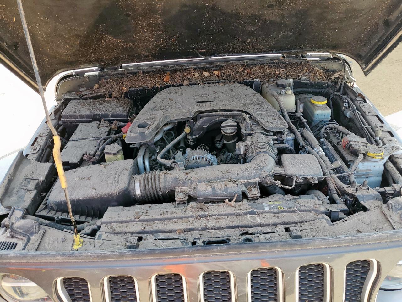 2018 Jeep Wrangler Unlimited Sahara VIN: 1C4HJXEG8JW275760 Lot: 65252225