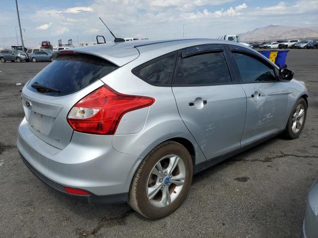  FORD FOCUS 2012 Srebrny