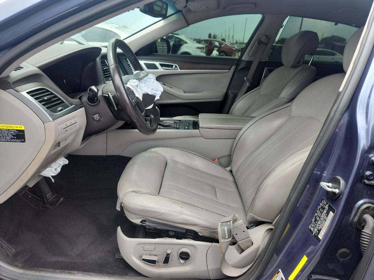 2015 Hyundai Genesis 5.0L VIN: KMHGN4JF6FU102619 Lot: 62697555