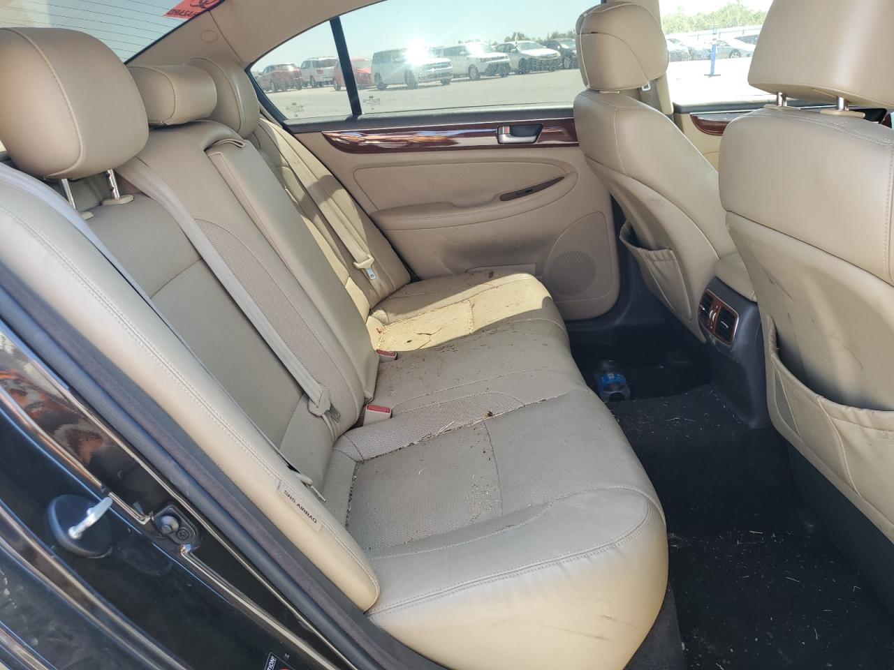 2013 Hyundai Genesis 3.8L VIN: KMHGC4DD0DU243442 Lot: 66400245